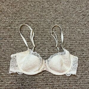 Victoria secret very sexy Y2K vintage lace bra